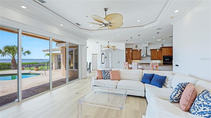 Interior, Kitchen, Living room, Pendant Lights, Recessed Lighting, Stainless Steel Appliances, Wood Texture Flooring