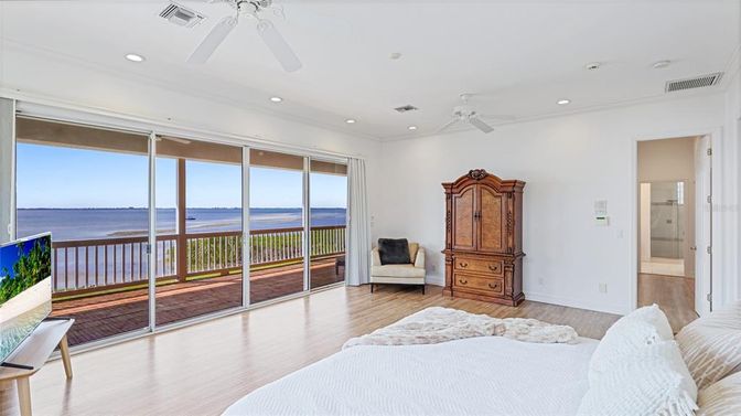 Bedroom, Interior, Recessed Lighting, Water, Wood Texture Flooring