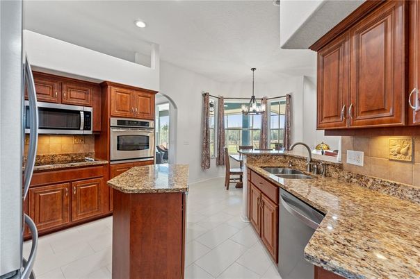Dining room, Interior, Kitchen, Pendant Lights, Recessed Lighting, Stainless Steel Appliances