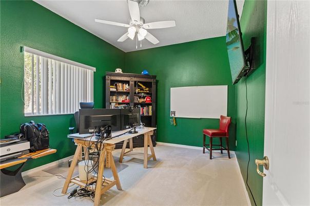 Home Office, Interior