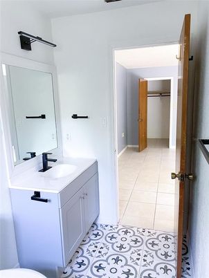 Bathroom, Interior