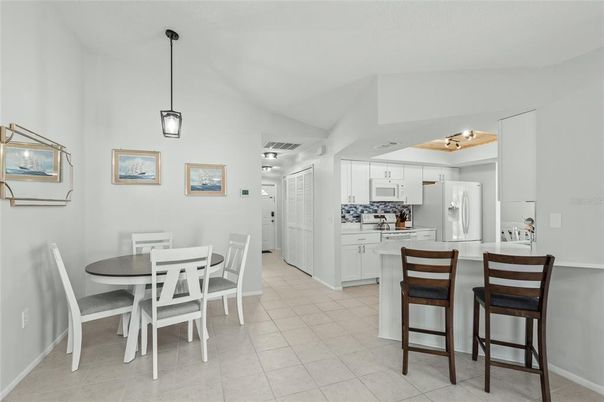 Dining room, Interior, Kitchen, Pendant Lights
