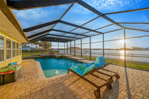Glass Ceilings, Interior, Pool, Sun Room, Water