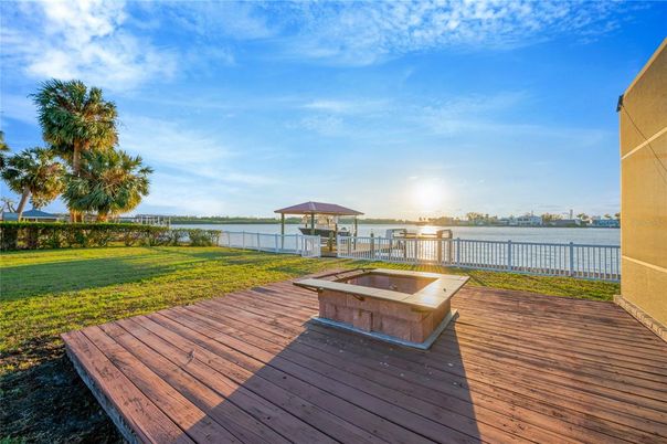Backyard, Exterior, Lake, Water