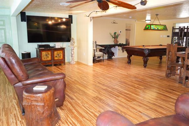 Billiard Table, Game Room, Interior, Living room, Wood Texture Flooring
