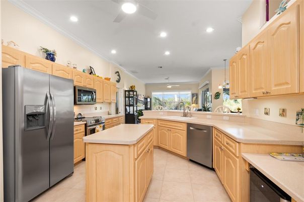Interior, Kitchen, Pendant Lights, Recessed Lighting, Stainless Steel Appliances