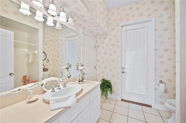 Bathroom, Interior