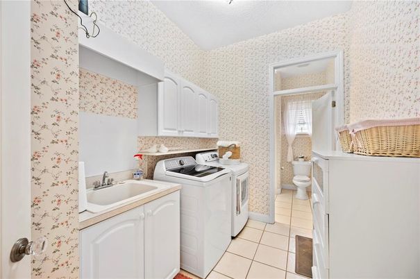 Interior, Washer