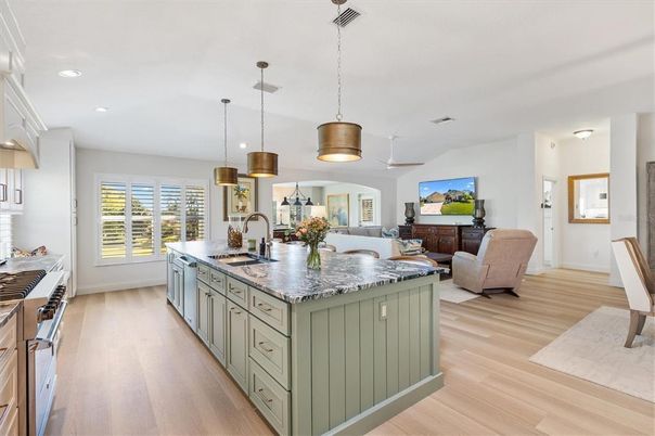 Interior, Kitchen, Living room, Pendant Lights, Recessed Lighting, Wood Texture Flooring