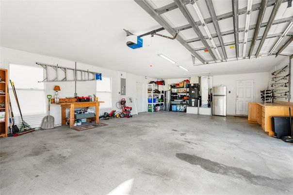 Garage, Interior