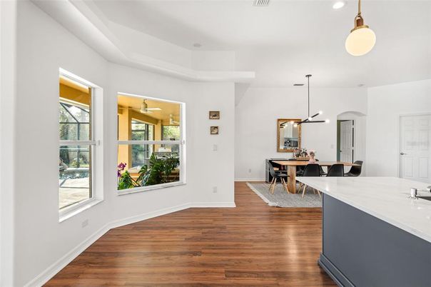Dining room, Interior, Kitchen, Pendant Lights, Recessed Lighting, Wood Texture Flooring