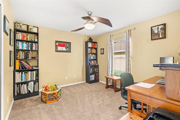 Home Office, Interior