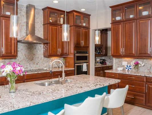 Interior, Kitchen, Pendant Lights, Recessed Lighting, Stainless Steel Appliances