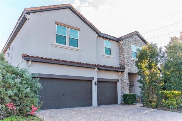 Attached, Exterior, Facade, Spanish Mediterranean
