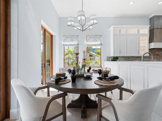Chandelier, Dining room, Interior, Kitchen, Recessed Lighting