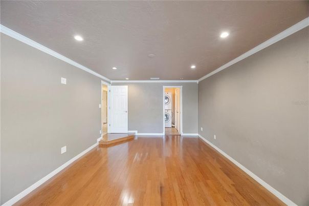 Empty room, Interior, Recessed Lighting, Wood Texture Flooring