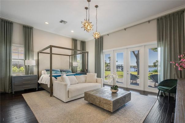 Bedroom, Interior, Pendant Lights, Recessed Lighting, Wood Texture Flooring