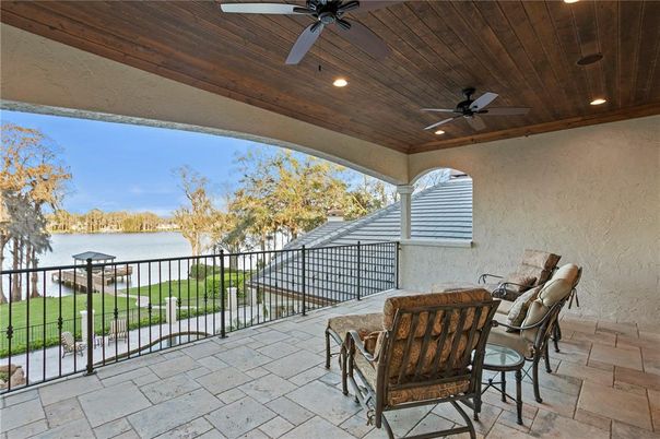 Exterior, Recessed Lighting, Water