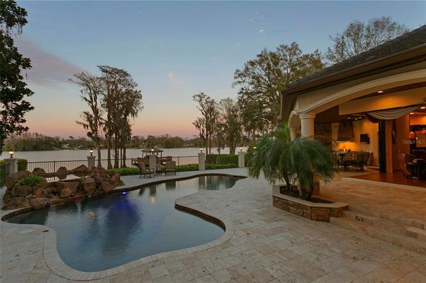 Exterior, Pool