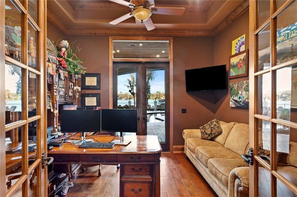 Home Office, Interior, Recessed Lighting, Wood Texture Flooring