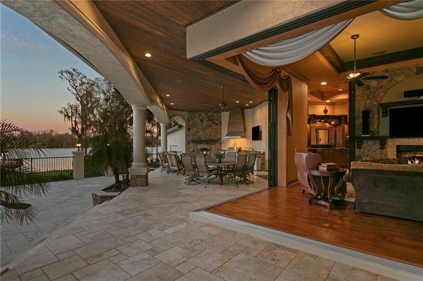 Exterior, Fireplace