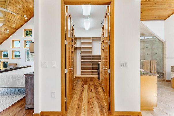 Interior, Walk-in Closets, Wooden Ceilings, Wood Texture Flooring