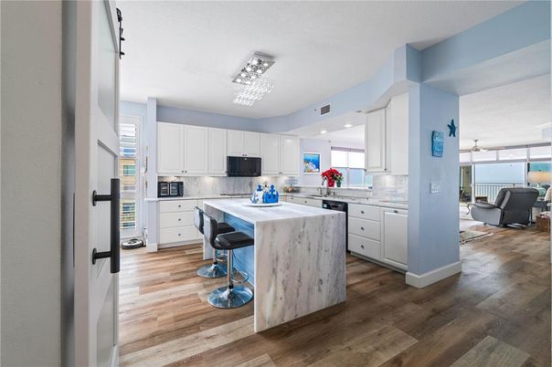 Interior, Kitchen, Pendant Lights, Recessed Lighting, Wood Texture Flooring