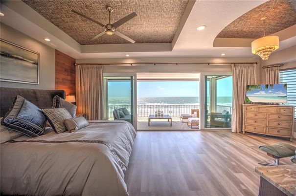 Bedroom, Interior, Pendant Lights, Recessed Lighting, Wood Texture Flooring