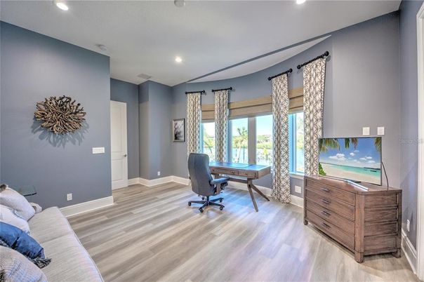Home Office, Interior, Recessed Lighting, Wood Texture Flooring