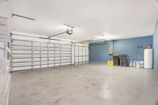 Garage, Interior