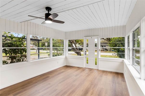 Empty room, Interior, Sun Room, Wood Texture Flooring