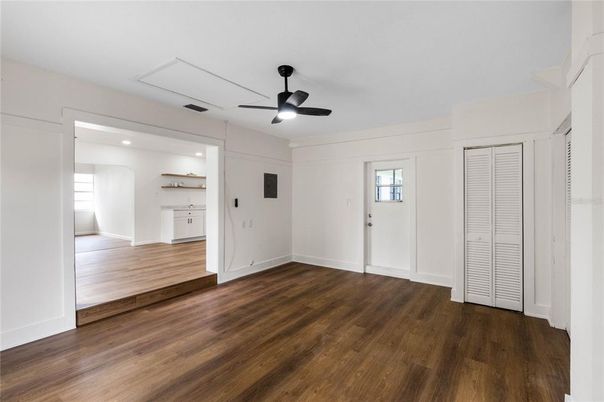 Empty room, Interior, Recessed Lighting, Wood Texture Flooring