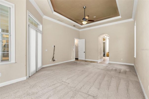 Empty room, Interior, Recessed Lighting