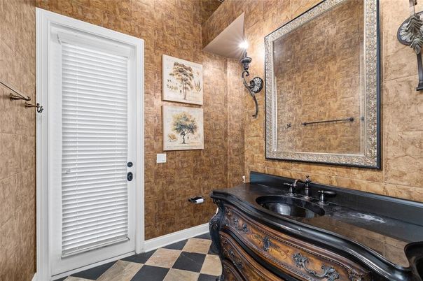 Bathroom, Interior