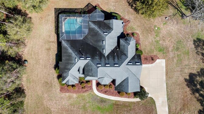 Exterior, Drone