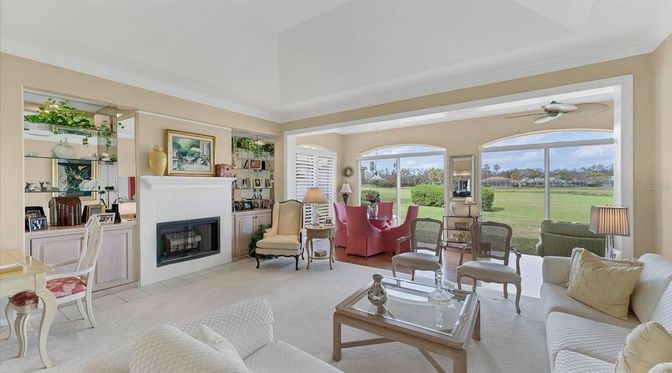 Fireplace, Interior, Living room