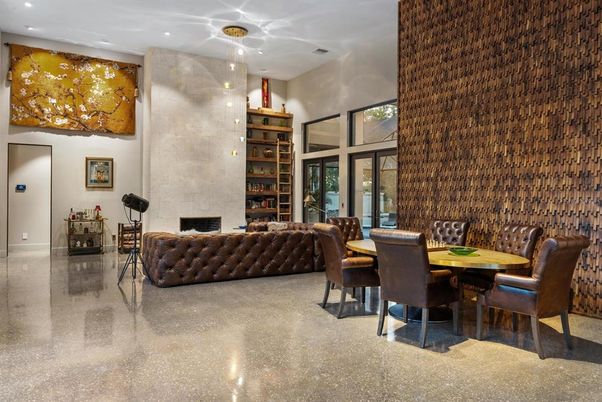 Dining room, Interior, Recessed Lighting