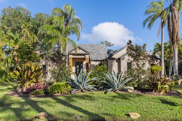 Backyard, Exterior, Facade, French Provincial