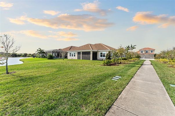 Backyard, Exterior, Water