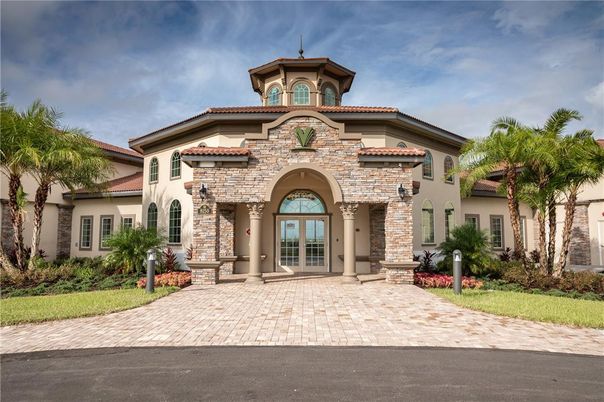 Exterior, Facade, Mediterranean