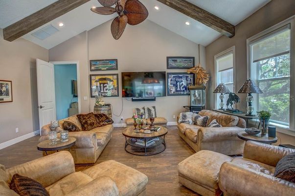 Interior, Living room, Recessed Lighting, Wooden Beams, Wood Texture Flooring