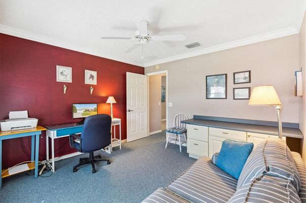 Home Office, Interior