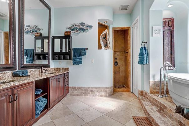 Bathroom, Free Standing Baths, Glass Shower, Interior, Recessed Lighting