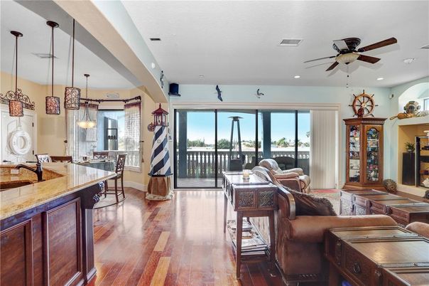 Dining room, Interior, Kitchen, Living room, Pendant Lights, Recessed Lighting, Wood Texture Flooring
