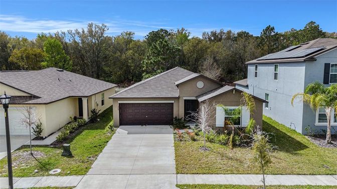 Attached, Exterior, Facade, Solar Panels, Ranch