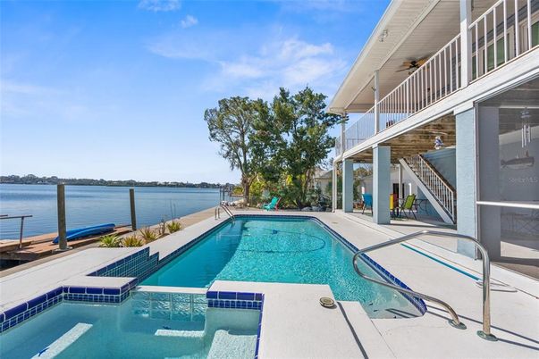 Exterior, Pool, Water