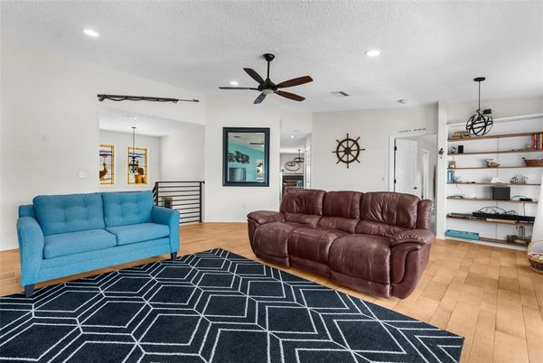 Interior, Living room, Pendant Lights, Recessed Lighting, Wood Texture Flooring