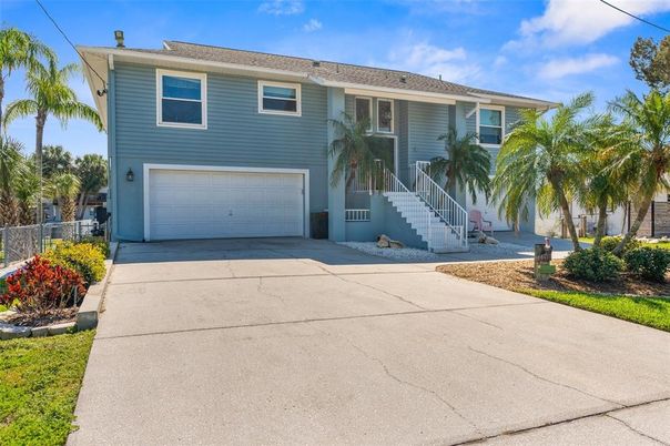 Attached, Exterior, Facade, Raised Ranch