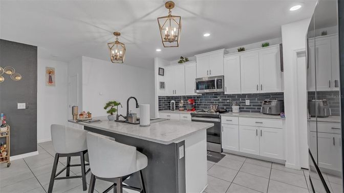 Interior, Kitchen, Pendant Lights, Recessed Lighting, Stainless Steel Appliances