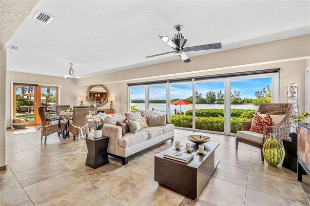 Dining room, Interior, Living room, Water